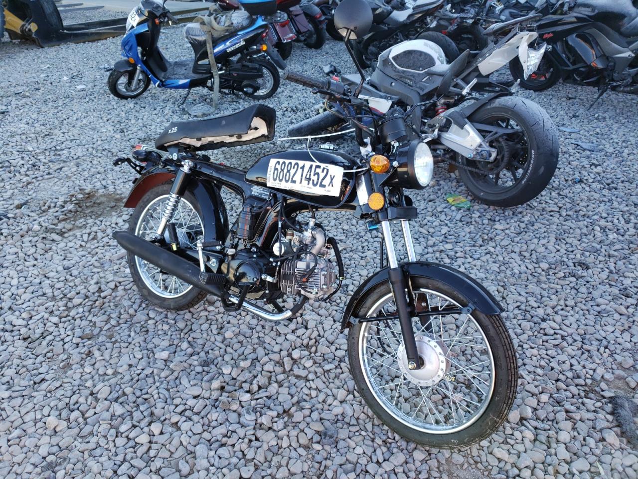 L2BB2ACG7NB000049 JBLC SCOOTER 2022