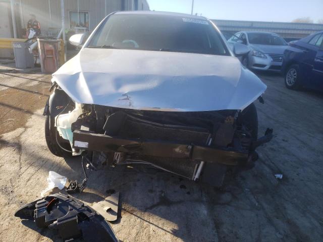 5NPD74LF7HH150111 Hyundai ELANTRA SE