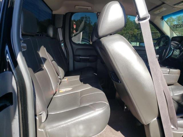 2011 CHEVROLET SILVERADO - 1GCRKSE33BZ125752