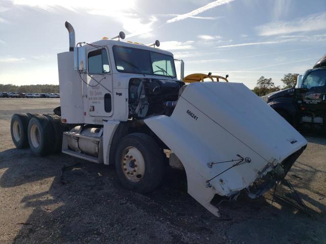 Freightliner Convention salvage cars for sale: 2001 Freightliner Convention