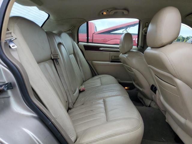 1LNHM81W83Y639026 Lincoln TOWNCAR