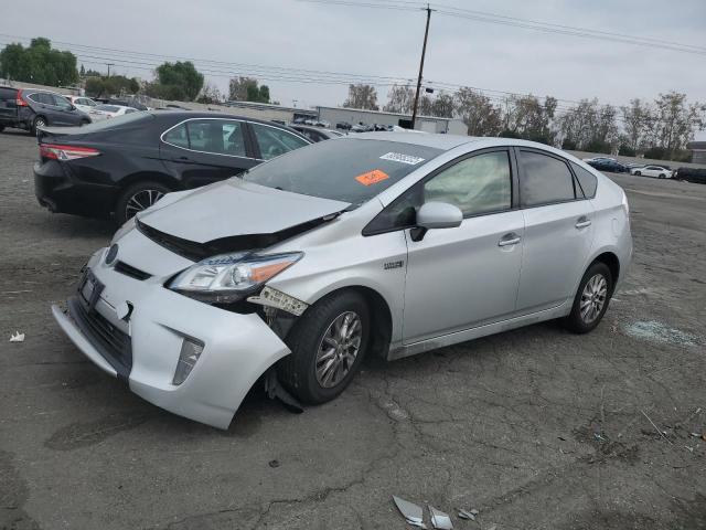 2015 Toyota Prius Plug-In 