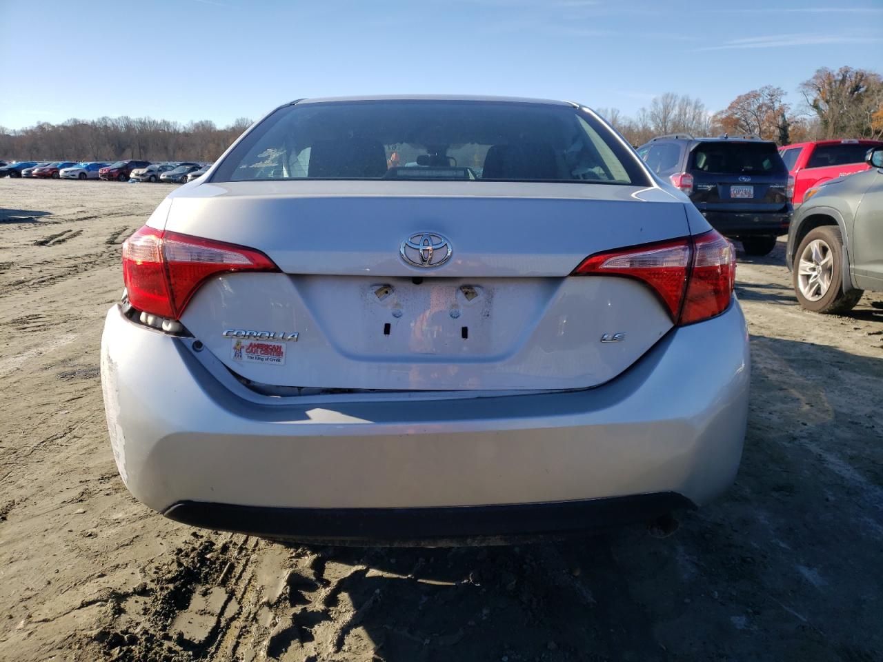 2018 Toyota Corolla L vin: 2T1BURHE6JC120345