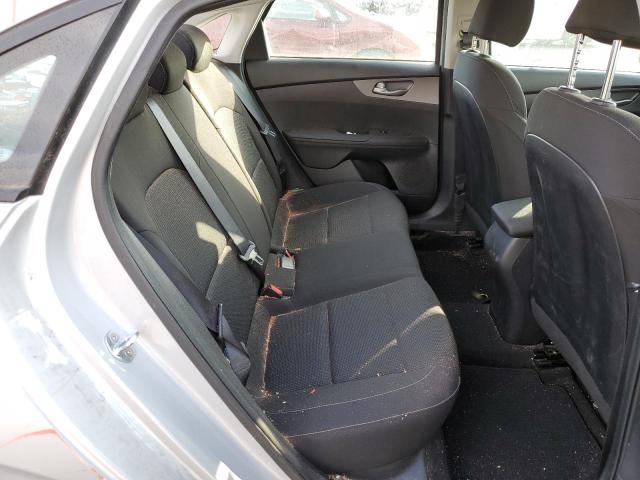 3KPF24AD2LE184575 KIA FORTE FE