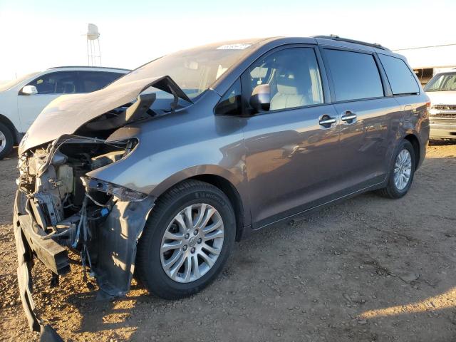 VIN 5TDYK3DC0DS313376 2013 TOYOTA SIENNA no.1