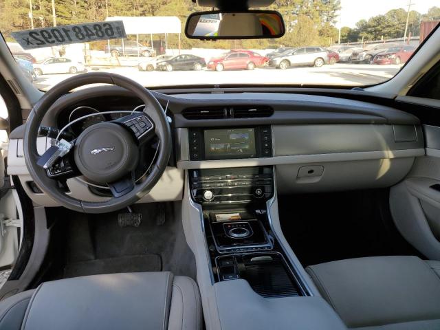 2017 JAGUAR XF SAJBR4BN9HCY32172