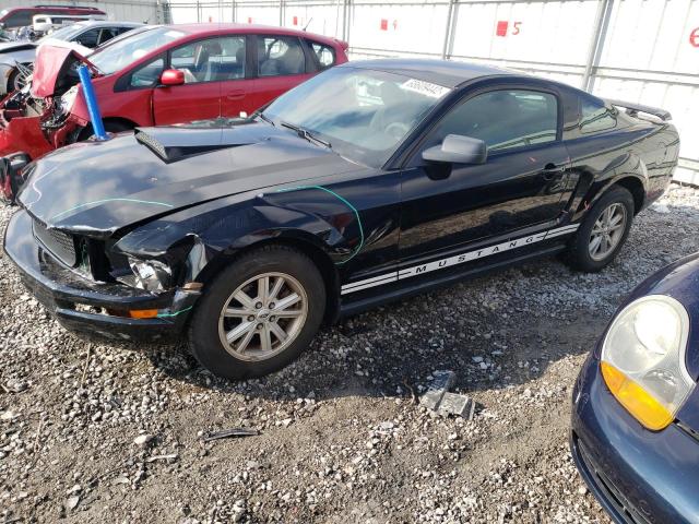 Salvage cars for sale from Copart Walton, KY: 2005 Ford Mustang