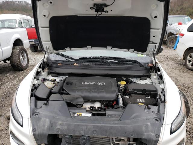 1C4PJMAB8HW636242 Jeep Cherokee Sport