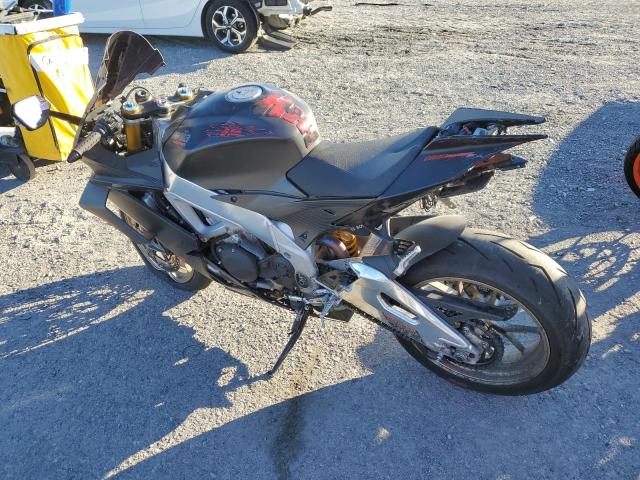 2019 APRILIA RSV4 1100 ZD4KEUA08KS000257