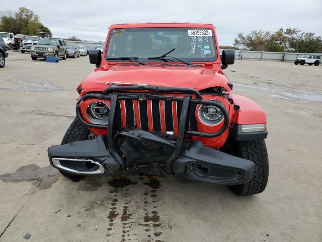 1C4HJXEGXJW269698 Jeep Wrangler Unlimited Sahara