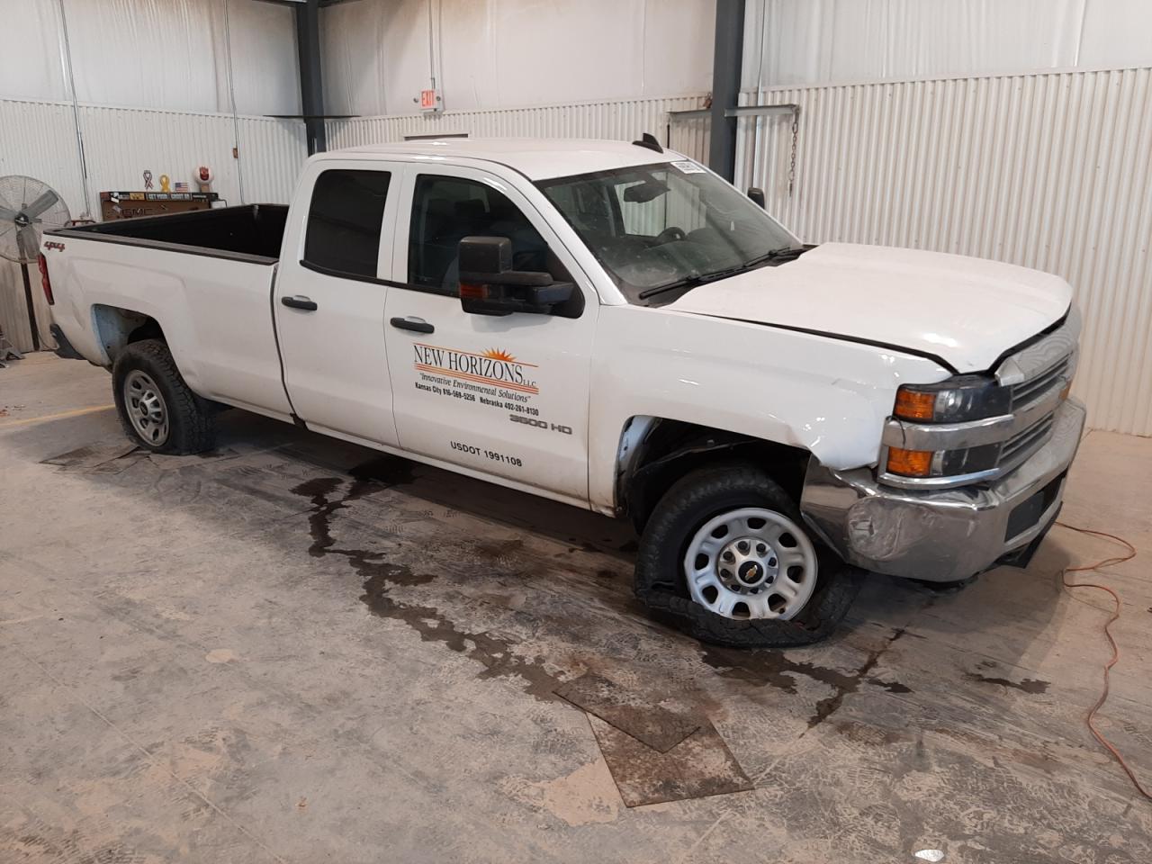 2016 Chevrolet Silverado - Image 4