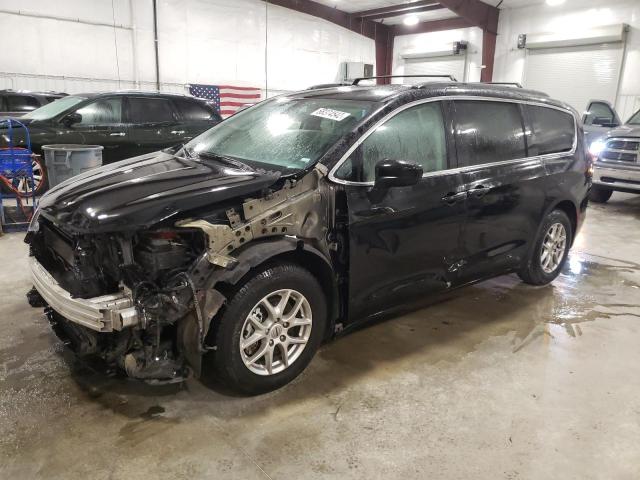 Salvage cars for sale from Copart Avon, MN: 2021 Chrysler Voyager LX