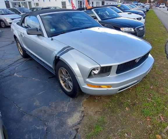 Salvage cars for sale from Copart Billerica, MA: 2005 Ford Mustang