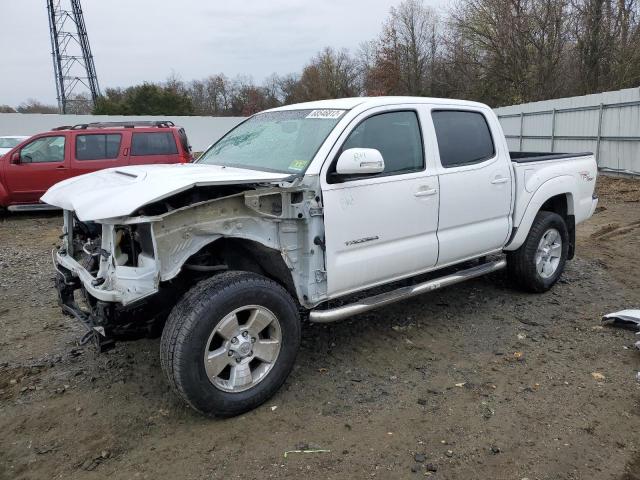 Salvage cars for sale from Copart Windsor, NJ: 2013 Toyota Tacoma DOU