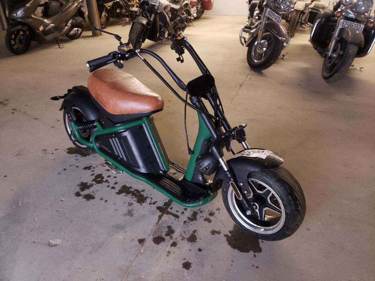 R3MM20100M1000310 SCOR SCOOTER 2022