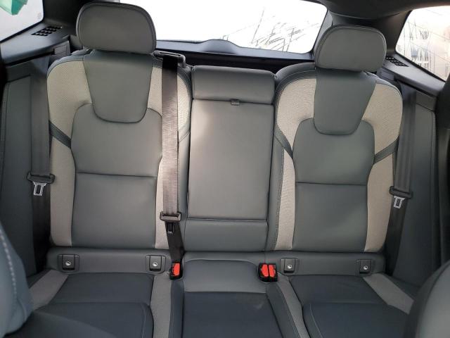 2022 VOLVO XC60 B6 R- YV4062RM0N1088224