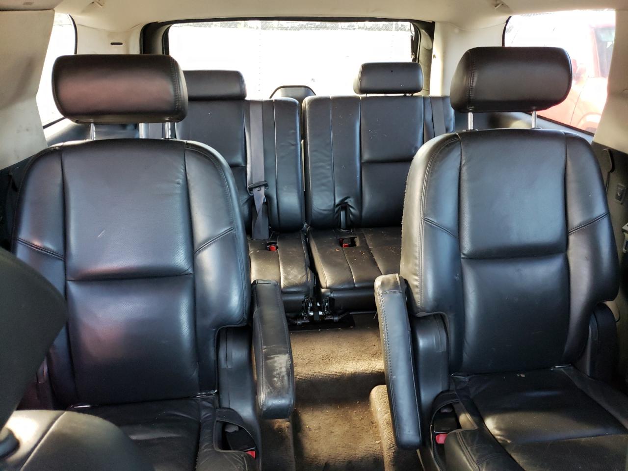 2008 Cadillac Escalade Luxury VIN: 1GYFK63888R136144 Lot: 68613322