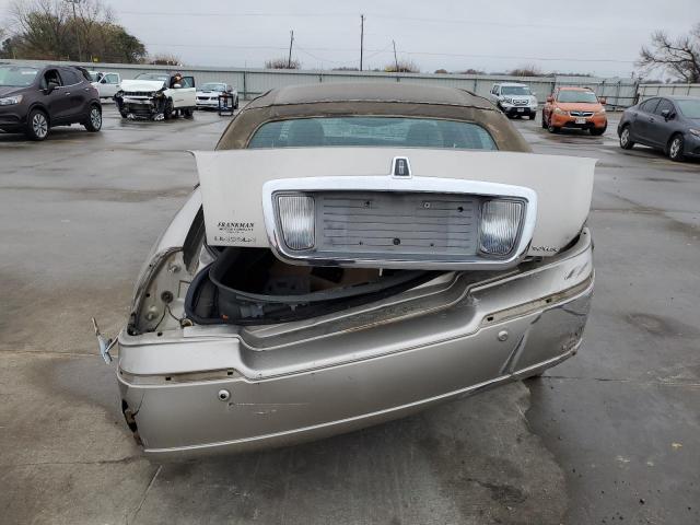 1LNHM82W23Y700613 Lincoln TOWNCAR