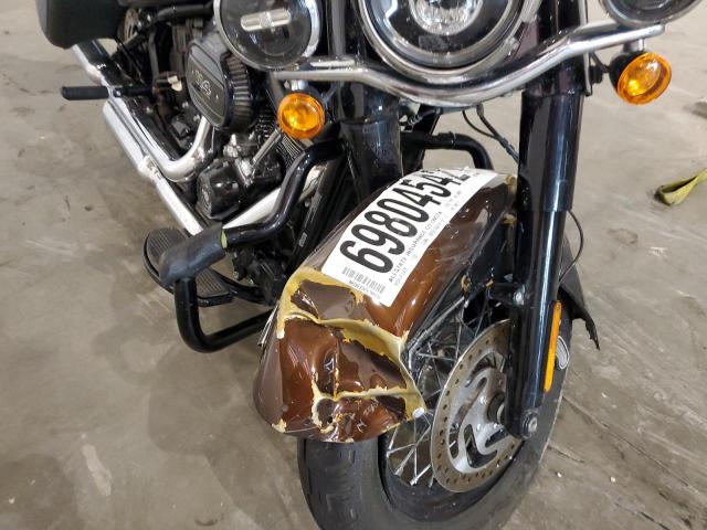 2019 HARLEY-DAVIDSON FLHCS 1HD1YBK22KB062111
