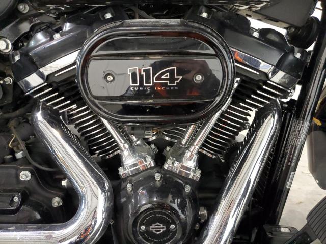 2019 HARLEY-DAVIDSON FLHCS 1HD1YBK22KB062111