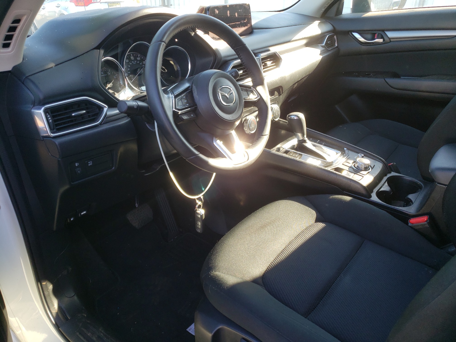 JM3KFBBM2J0473765 2018 Mazda Cx-5 Sport