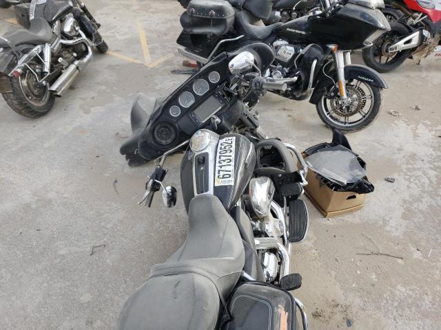 2015 HARLEY-DAVIDSON FLHTCUL UL 1HD1KDM1XFB688545
