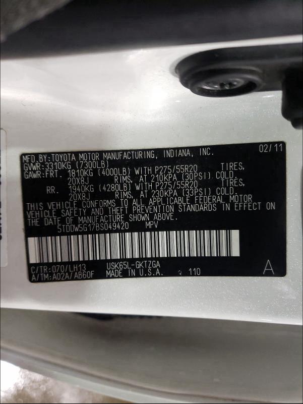 2011 TOYOTA SEQUOIA PL 5TDDW5G17BS049420
