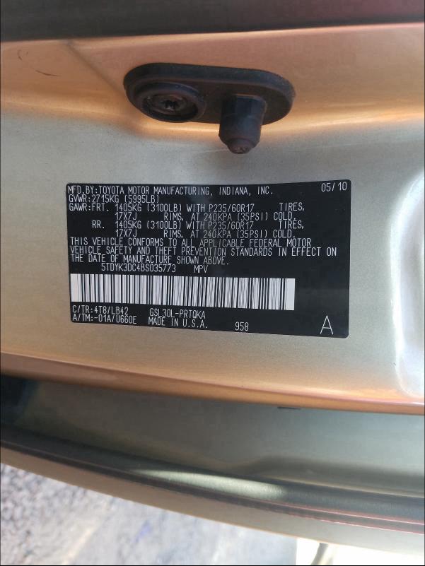 2011 TOYOTA SIENNA XLE - 5TDYK3DC4BS035773