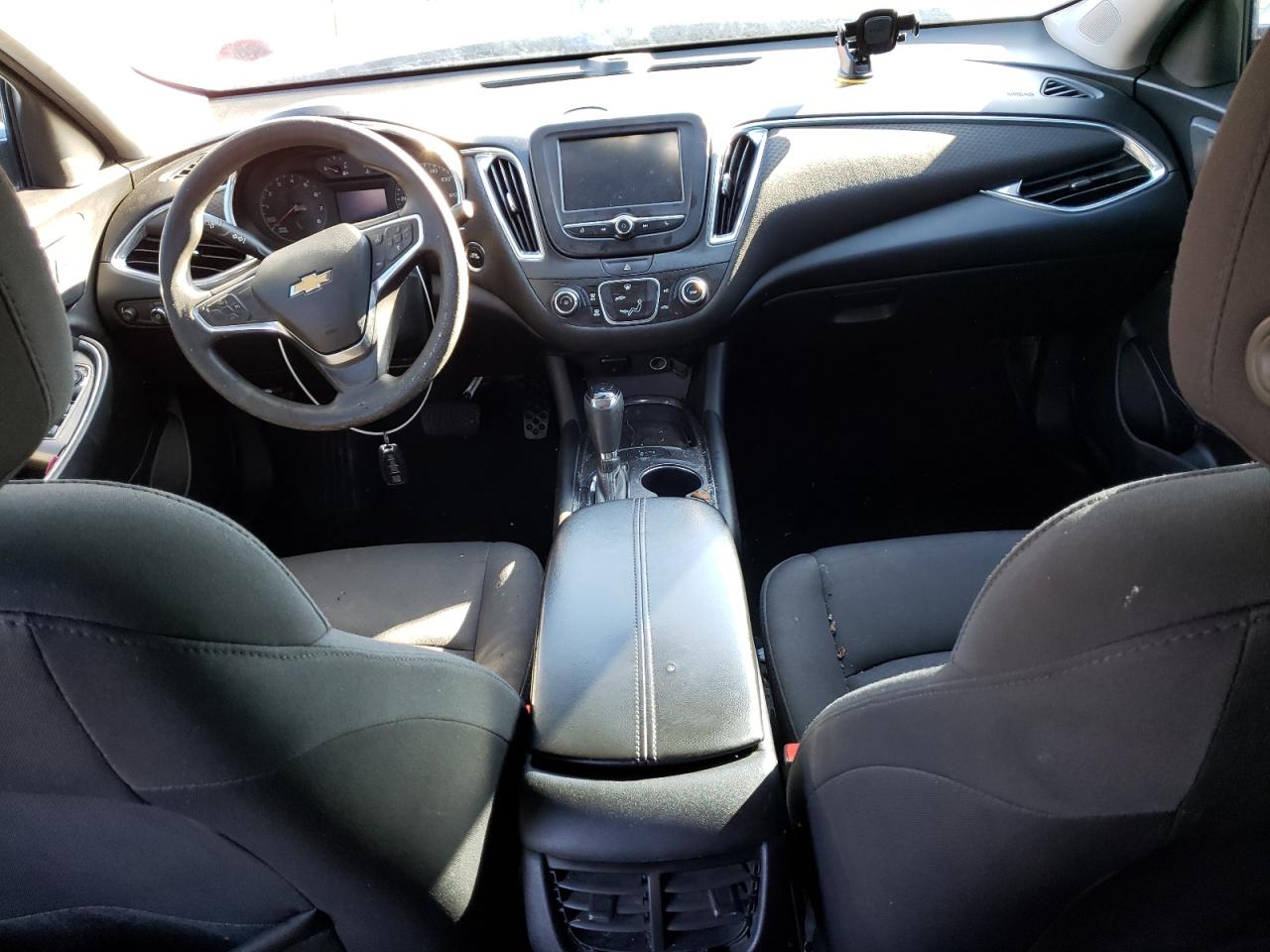 1G1ZD5ST3JF186012 CHEVROLET MALIBU 2018