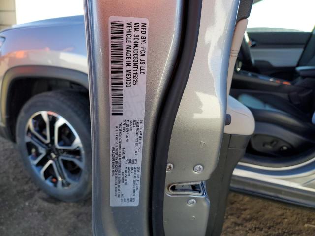 3C4NJDCB3NT115225 Jeep Compass Limited
