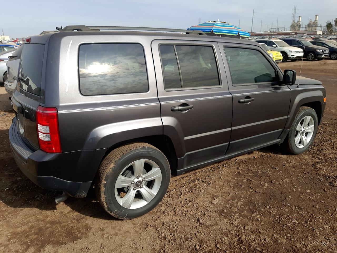 1C4NJPBB2GD582731 2016 Jeep Patriot Sport