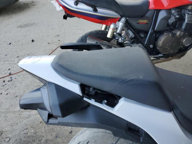 2015 HONDA VFR800 F JH2RC7953FK100040