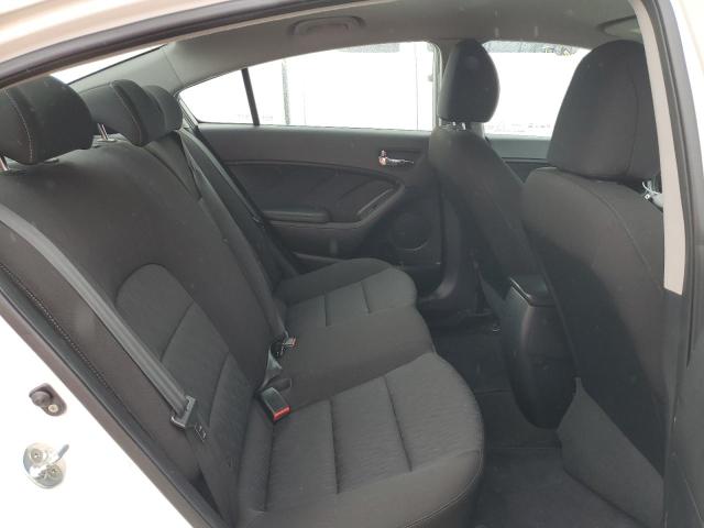 KNAFK4A67G5618490 KIA FORTE LX