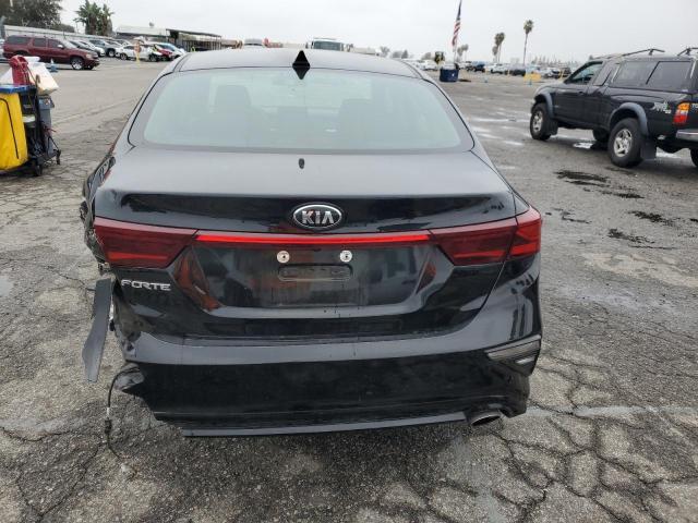 3KPF24AD4KE065568 KIA FORTE FE