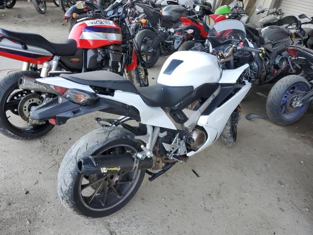 2015 HONDA VFR800 F JH2RC7953FK100040