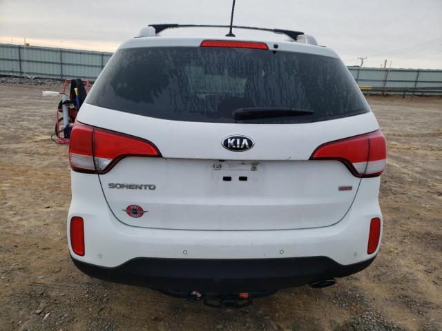 5XYKTCA66FG636381 KIA Sorento