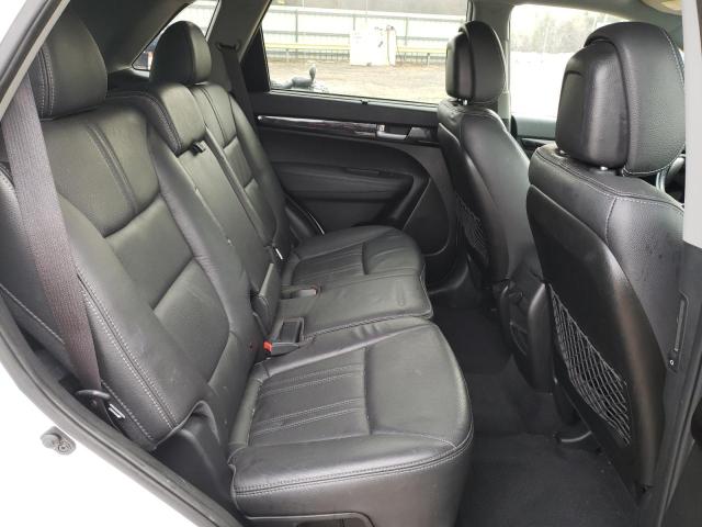 5XYKTCA66FG636381 KIA Sorento