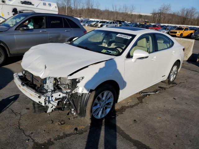 2015 Lexus ES 300h 