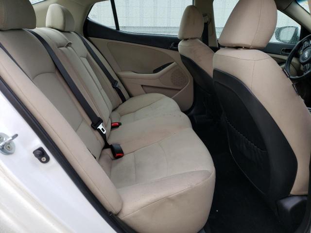 KNAGM4A71F5620032 KIA Optima Lx