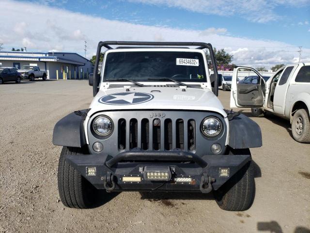 1C4BJWDG9GL192804 Jeep Wrangler Unlimited Sport