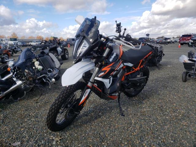 2021 KTM 890 ADVENT VBKTR6403MM822532