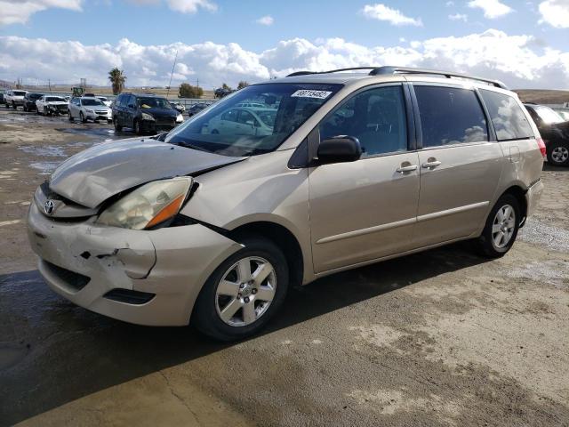 TOYOTA SIENNA CE