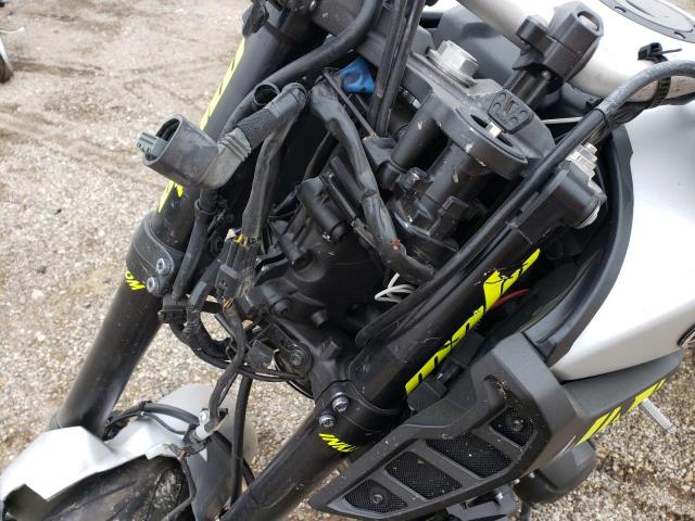 2017 YAMAHA FZ09 JYARN53E1HA001995