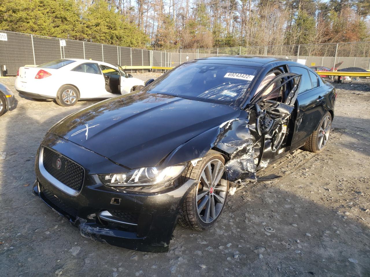 SAJAF4BV9HA956362 JAGUAR XE R - SPO 2017