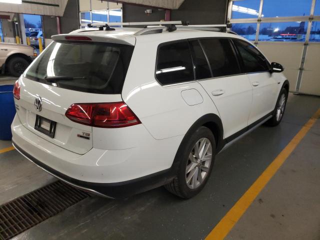 2017 VOLKSWAGEN GOLF ALLTR - 3VWM17AU7HM538452