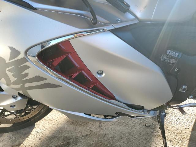 2022 SUZUKI GSX1300 RR - JS1EJ11B4N7100782