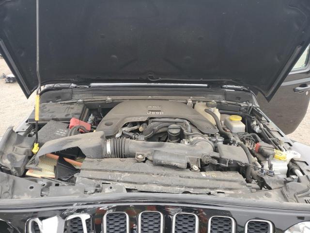 1C4HJXEG3JW141142 Jeep Wrangler Unlimited Sahara