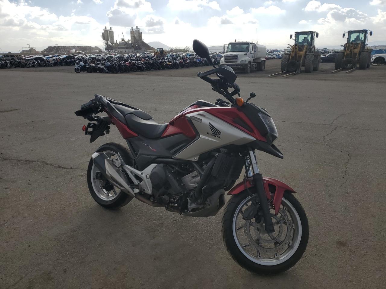 JH2RC9052JK000013 HONDA NC750 XD 2018