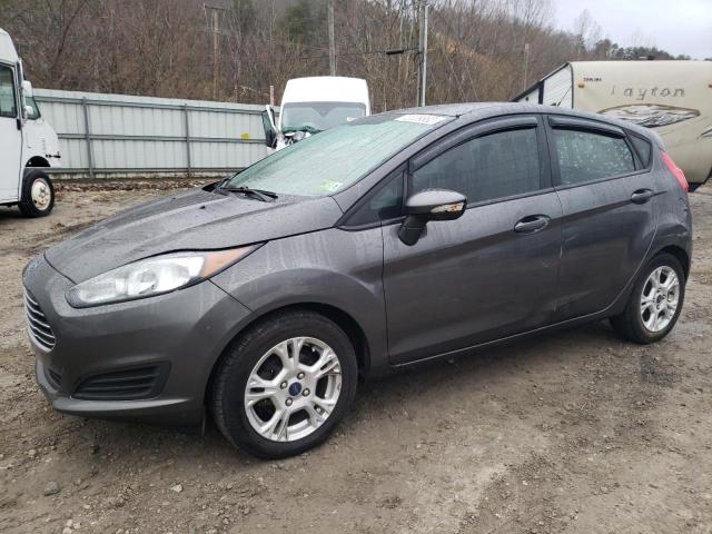 Salvage cars for sale from Copart Hurricane, WV: 2015 Ford Fiesta SE
