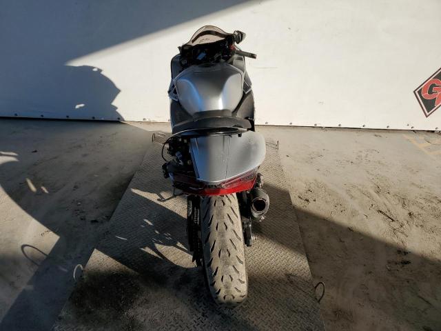 2022 SUZUKI GSX1300 RR - JS1EJ11B4N7100782